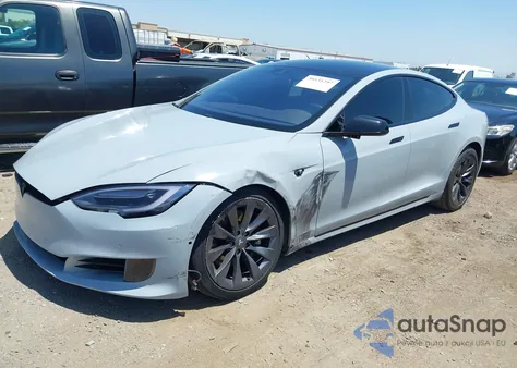 2016 Tesla Model S 60/70/75/85 from USA, damaged, VIN 5YJSA1E14GF158723